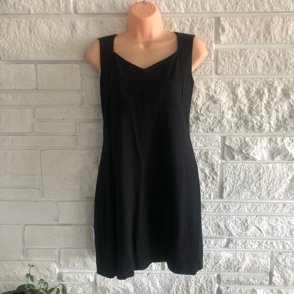 LBD from Express​​ - Picture 2 of 8